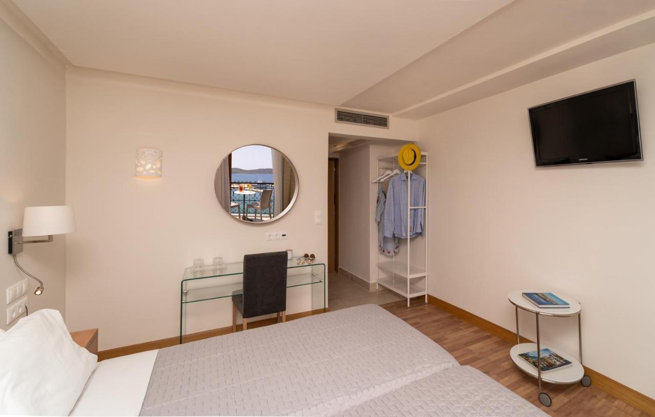Karalis City Hotel 필로스 외부 사진