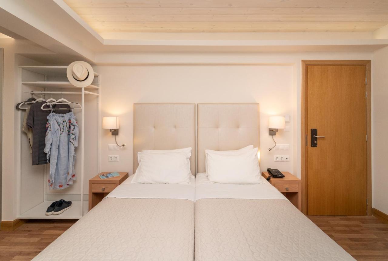 Karalis City Hotel 필로스 외부 사진