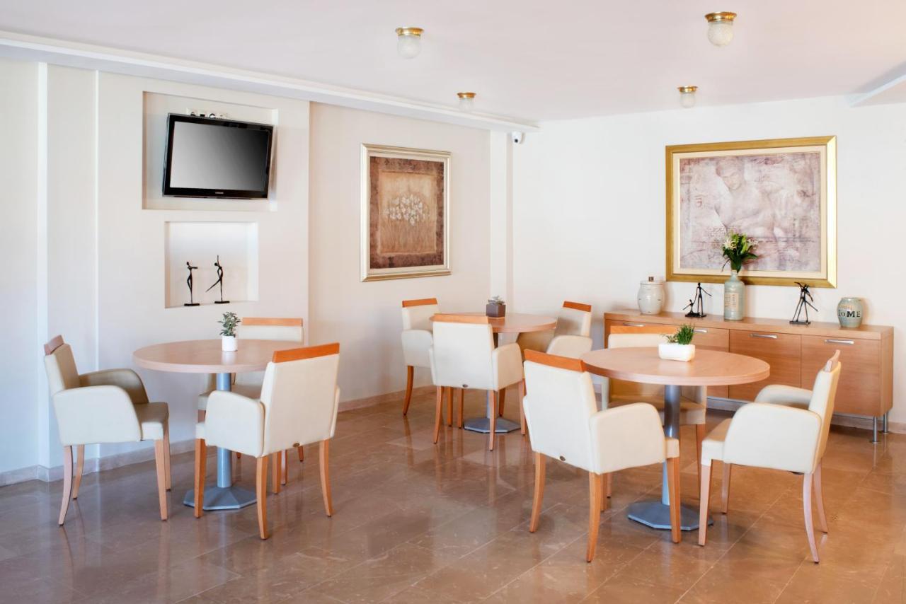 Karalis City Hotel 필로스 외부 사진